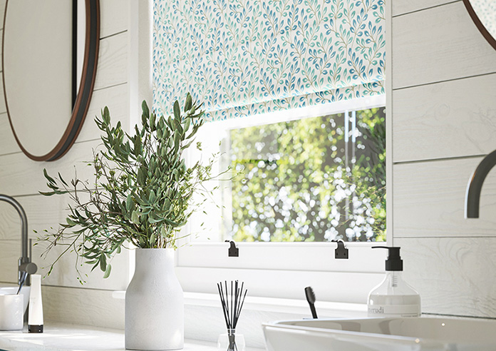 Fitzrovia Print, Horizon Blue - Motorised Roman Blind - Image 5
